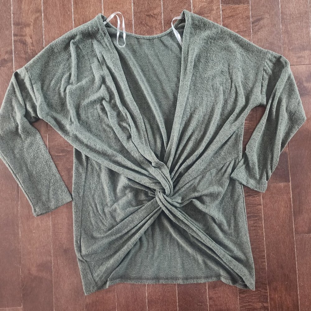Promesa Open Back Twist Long Sleeve